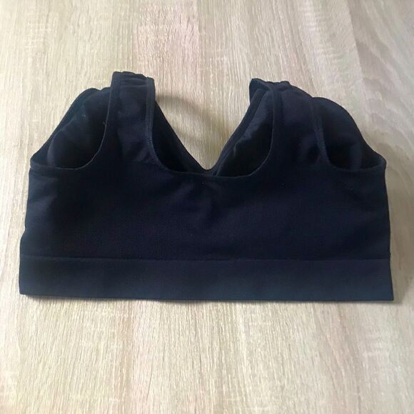 NWOT … Black & Comfy “Size: M” Sports Bra - Picture 2 of 2